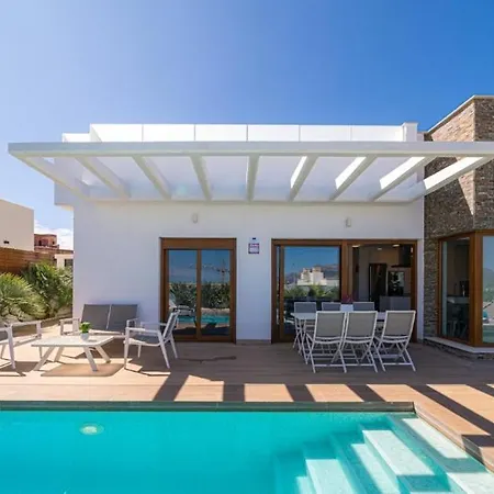 Breda,stylish With Pool And Views In Polop De La Marina,