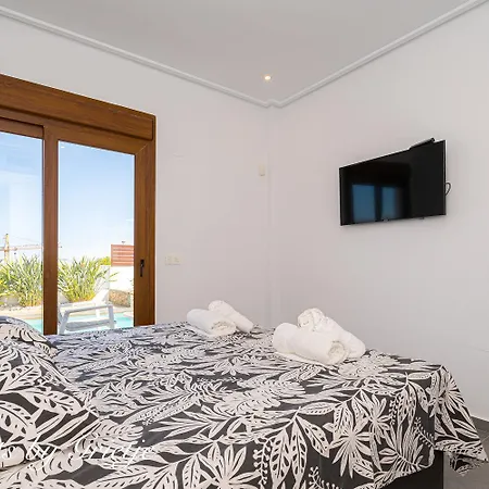 Villa Breda,stylish With Pool And Views In Polop De La Marina, *